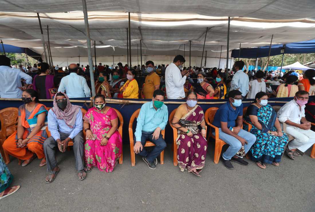 A vaccine queue in Mumbai, India.