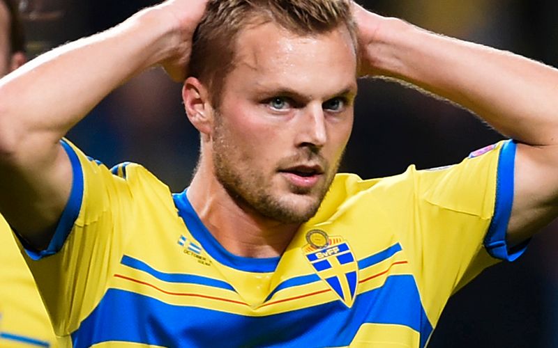 IFK Göteborg: AVSLÖJAR: Blåvitt i samtal med Sebastian Larsson