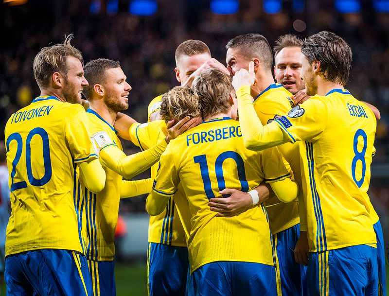 MERA MÅL. Emil Forsberg gjorde två mål nr Sverige slog Vitryssland i frsta mtet. Blir det något  liknande i returen ser det mycket bra ut fr Sveriges chanser att knipa andraplatsen i VM-kvalgruppen.