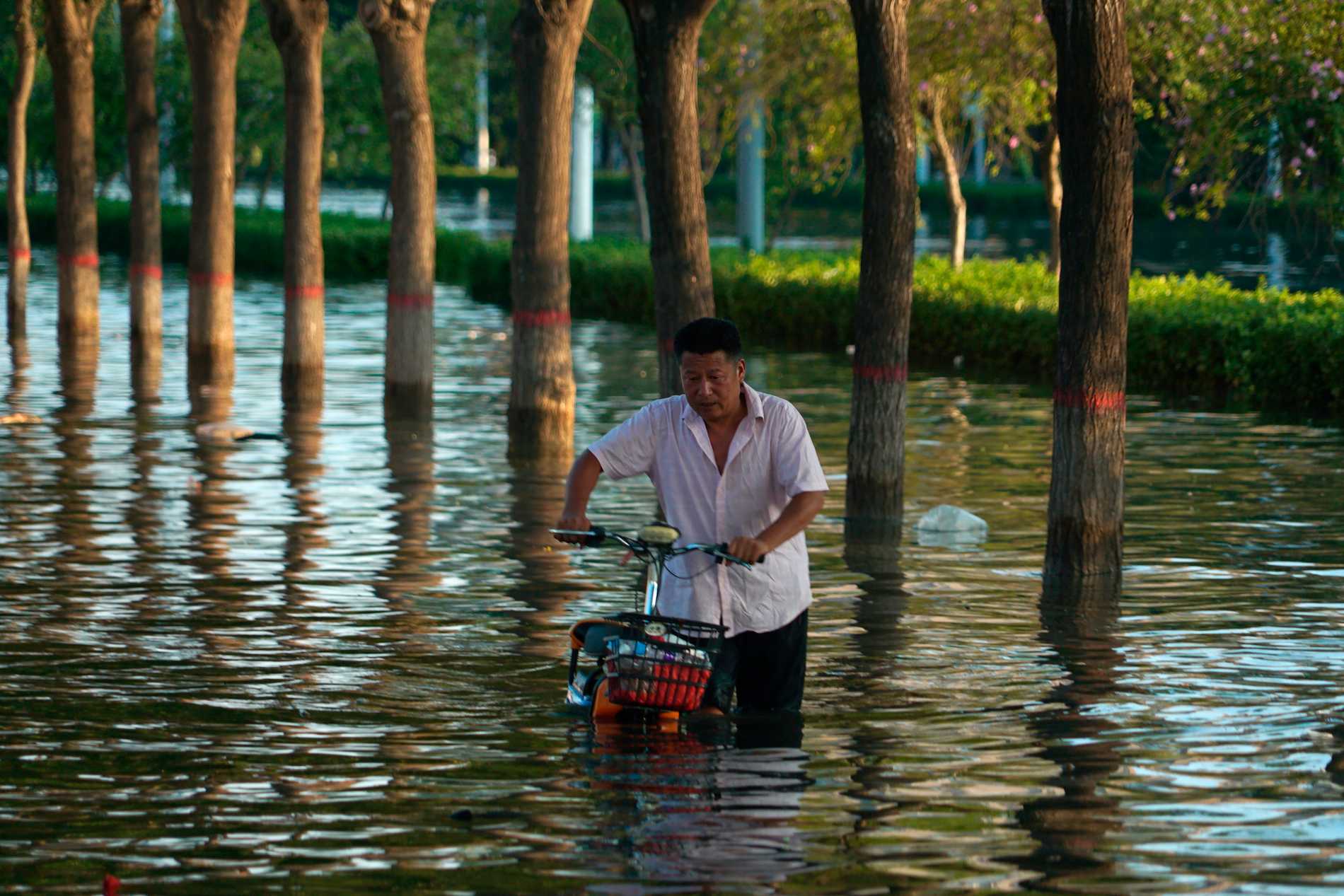 I giornalisti stranieri che si occupano delle inondazioni in Cina sono minacciati.  Nella foto dalle inondazioni di Zhengzhou della scorsa settimana.