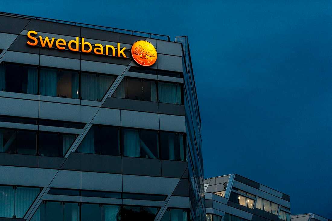 Swedbank lv. Swedbank. Логотип Swedbank. Шведбанк ЛТ. Swedbank Эстония.