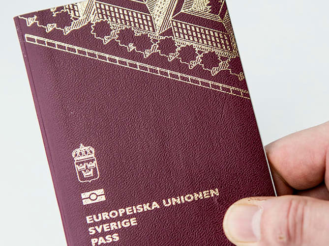 Uppsalabo Bestallde Falska Id Handlingar Fran Skane Aftonbladet